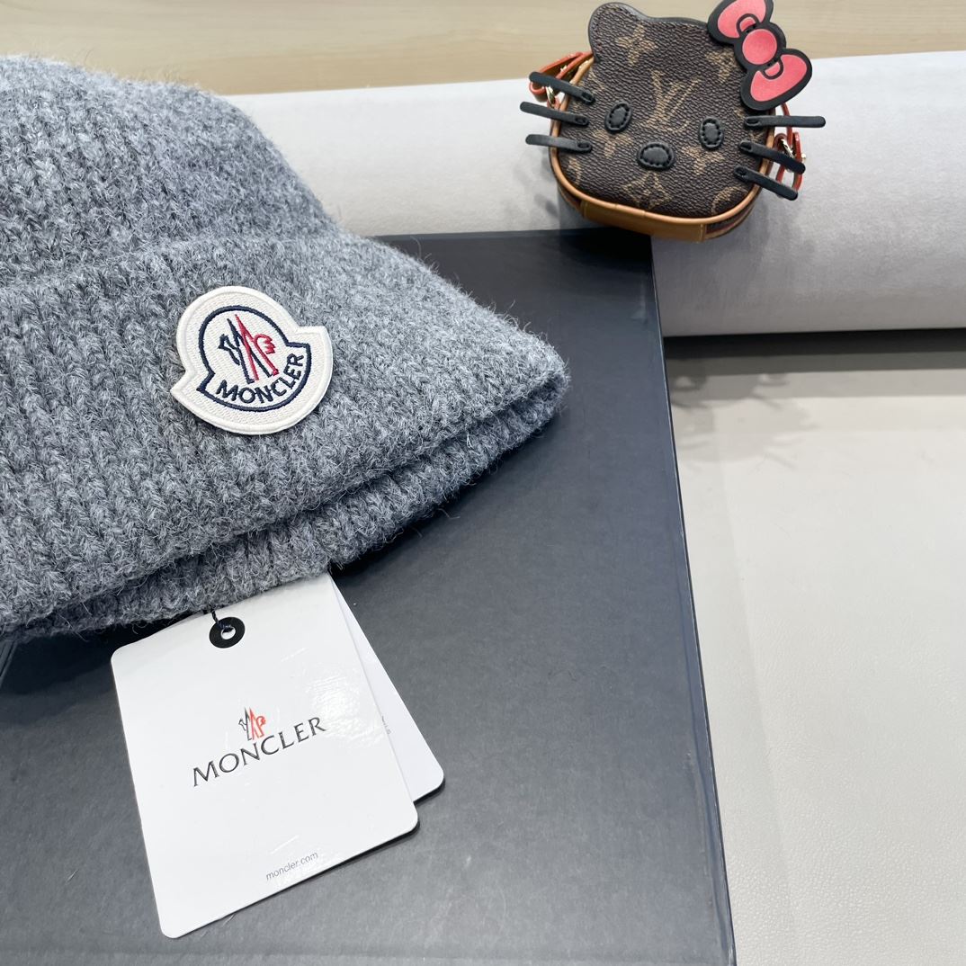 Moncler Caps